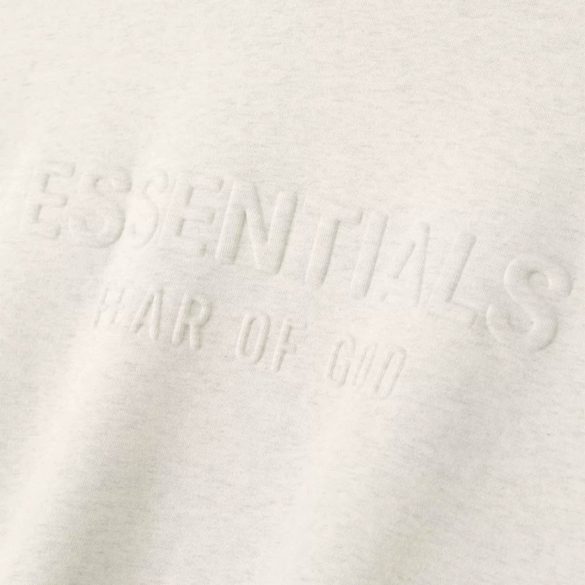 Fear of God Essentials Classic Hoodie Oatmeal Heather - detal logo